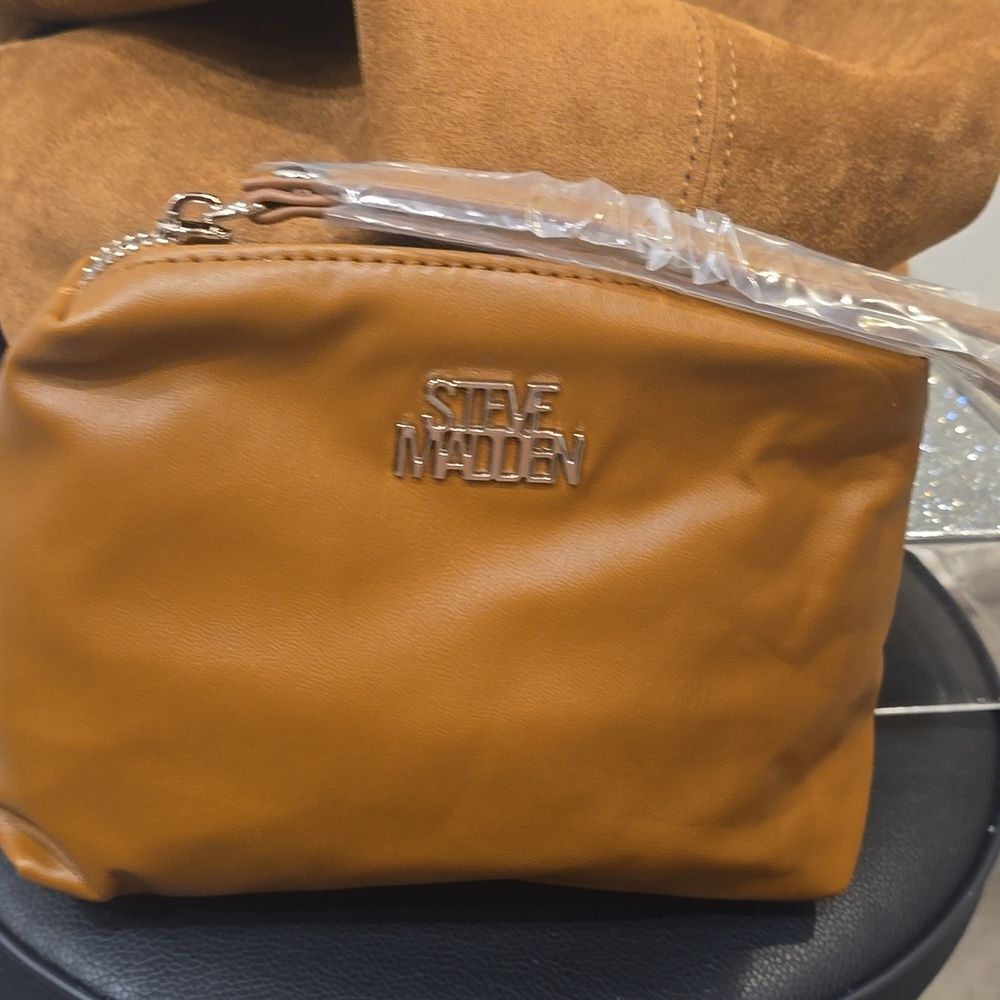 Steve Madden BFlorrence Suede Hobo Bag- Tan - Picture 9 of 11